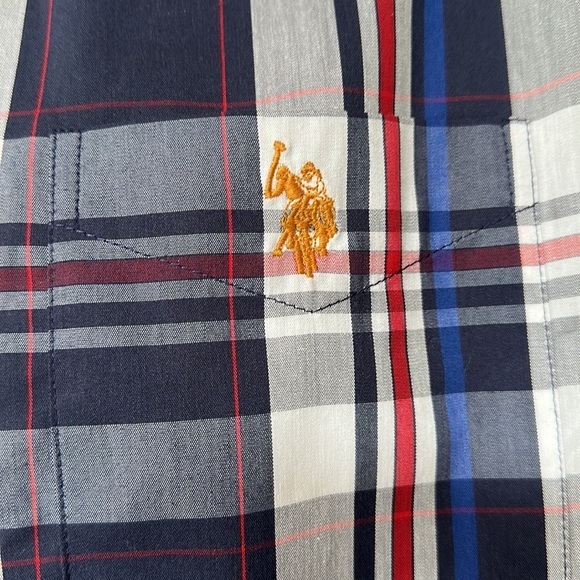 U.S Polo Assn. Men’s Button Up‎ Shirt (Medium) - Picture 3 of 5